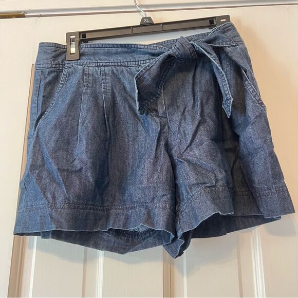 Trina Turk Serenity Tie-Front Paper Bag Chambray Denim Shorts Size 6 - Picture 2 of 10